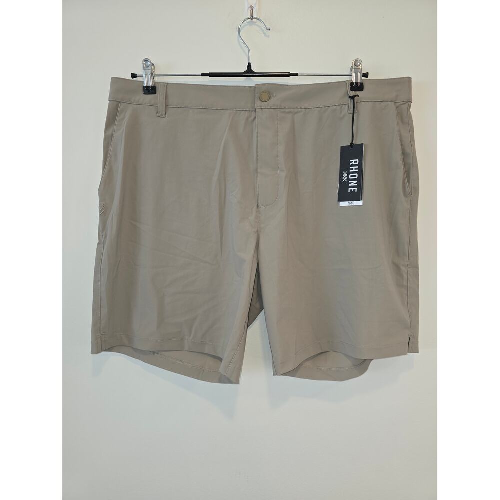 Rhone *" Resort Beige Shorts Size 40 NWT